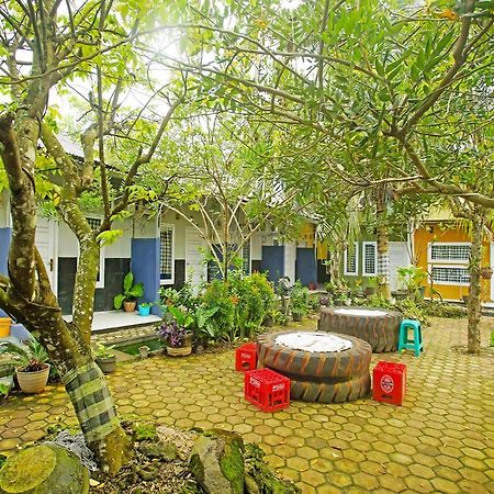 Oyo 90229 Fidel Caestro Homestay Kotadalem Exterior photo