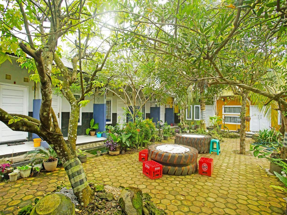 Oyo 90229 Fidel Caestro Homestay Kotadalem Exterior photo